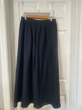 Abercrombie & F Black Women's Maxi Skirt - Classic Pull-On Style/ Size Medium